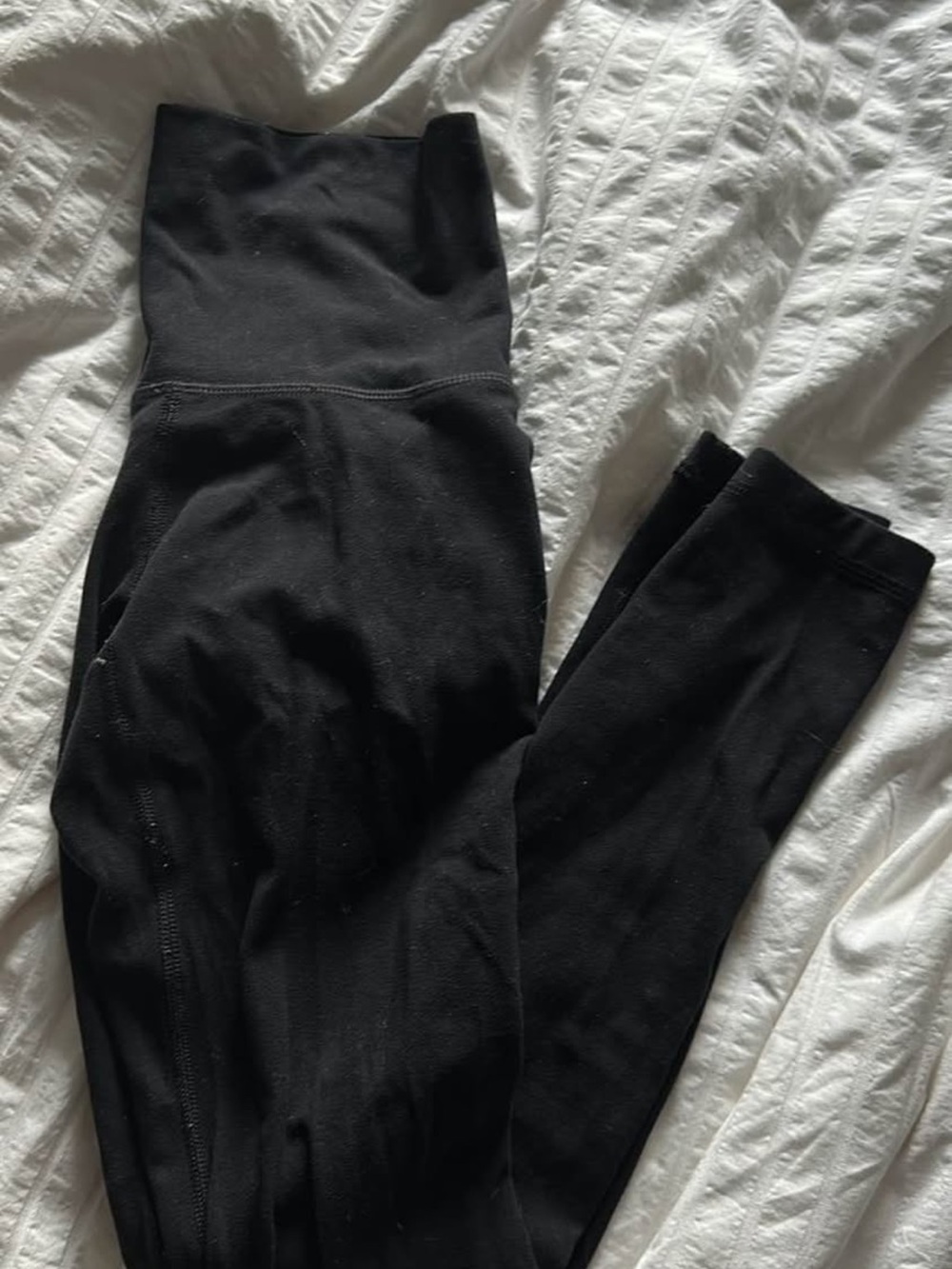 Aritzia High-Waist Black Leggings